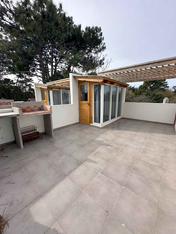 Monoambiente con terraza propia