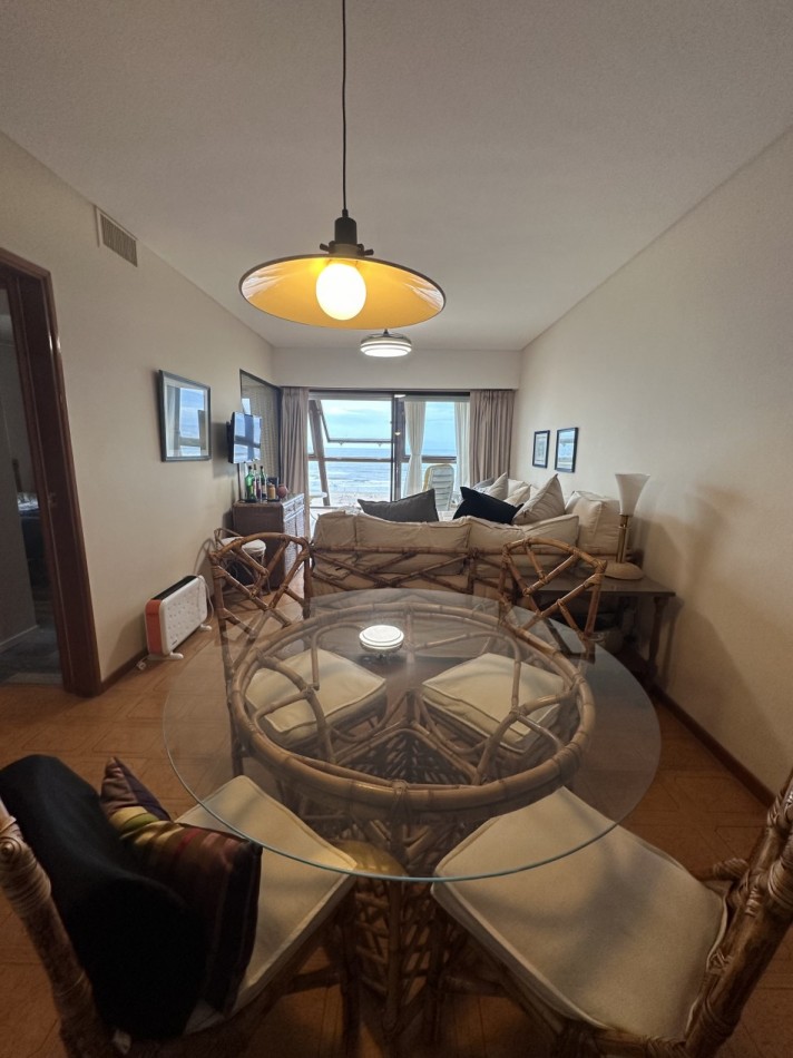 Departamento en venta frente al mar