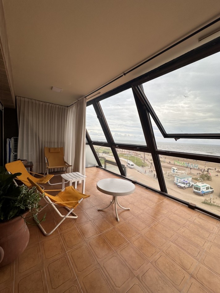 Departamento en venta frente al mar