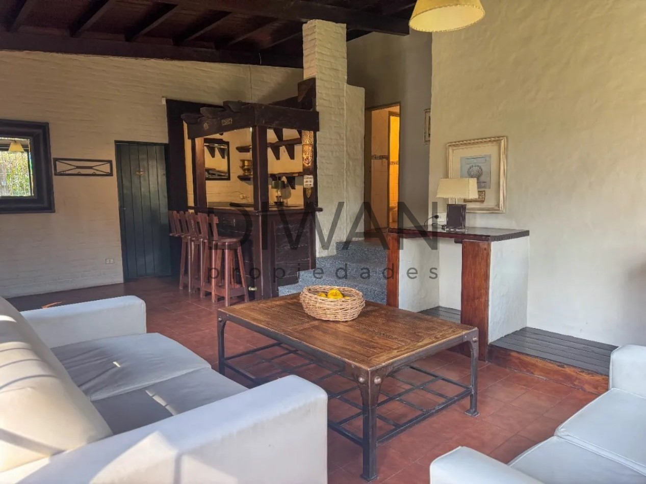 Casa en venta - 4 ambientes- Pinamar, zona B5 - Apto credito