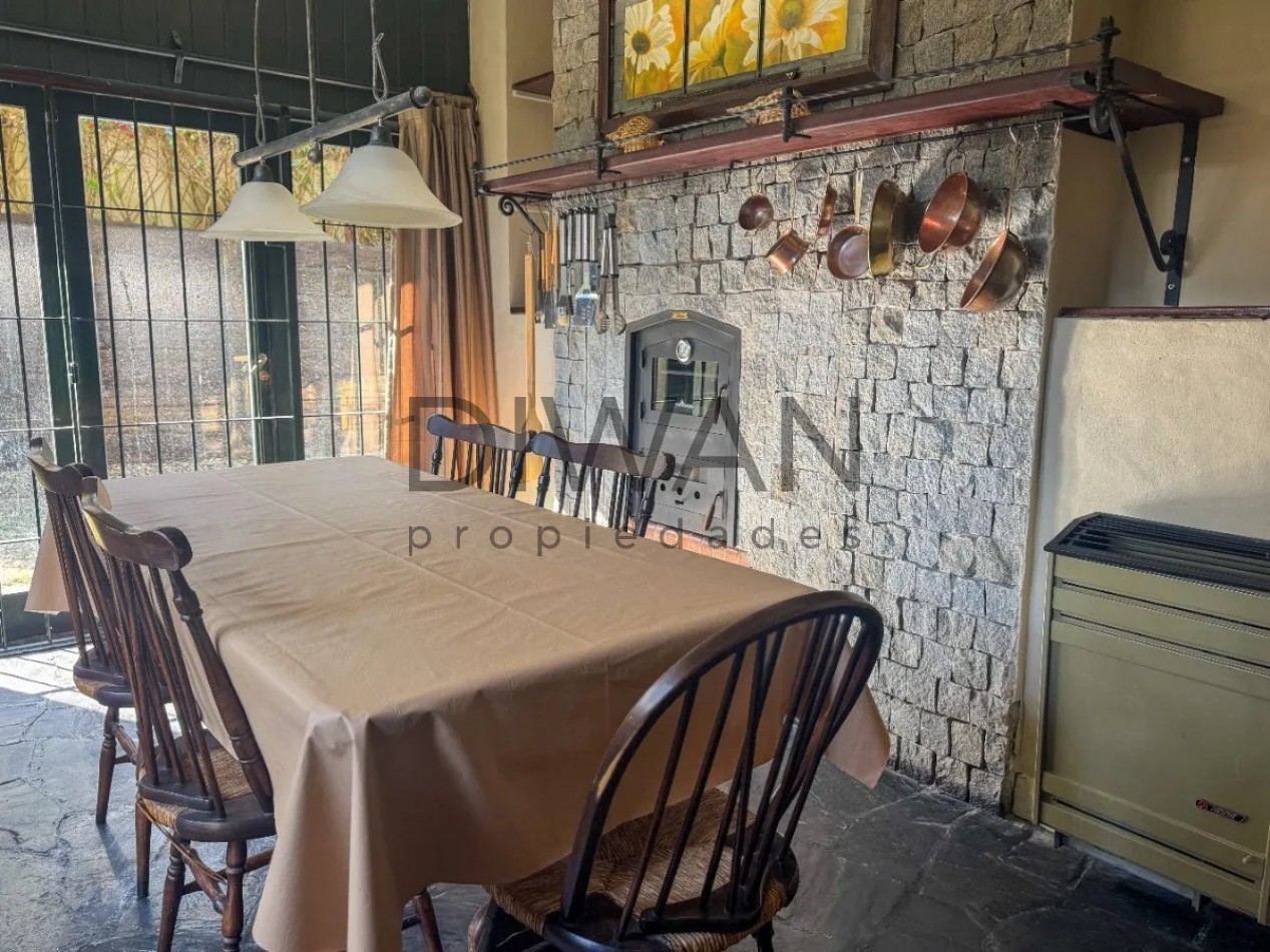 Casa en venta - 4 ambientes- Pinamar, zona B5 - Apto credito